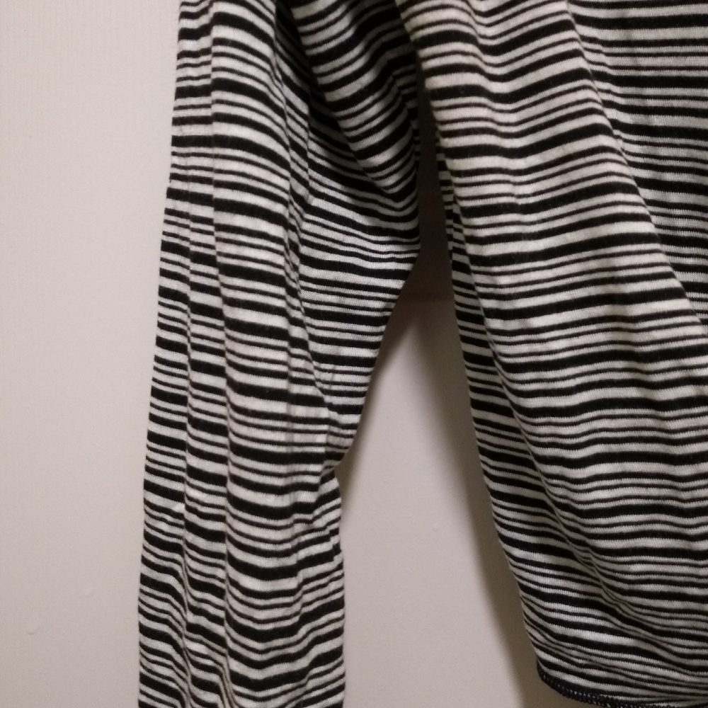 Versatile Striped, Lightweight Cardigan - image 5